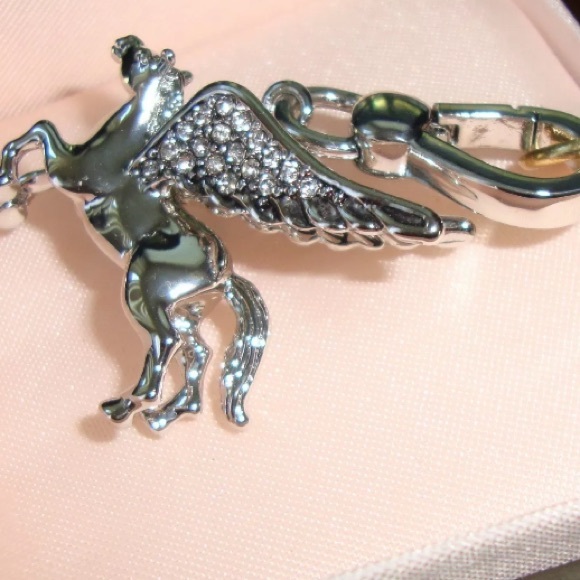 New JUICY COUTURE Silver PEGASUS Charm - Picture 2 of 4
